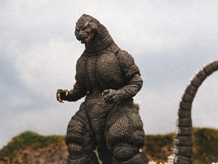 Godzilla vs. King Ghidorah (1991) Godzilla Hokkaido (preorder Q2 2025)