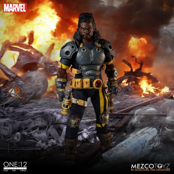 Mezco ONE:12 COLLECTIVE FIG BISHOP