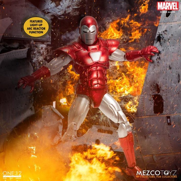 One:12 Collective Iron Man - Silver Centurion
