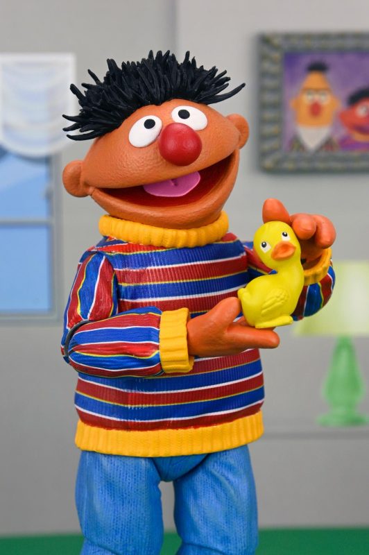 Sesame Street - 7” Scale Action Figure - Ultimate Ernie