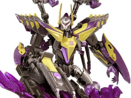 Transformers Generations Fall of Cybertron Kickback Deluxe Action Figure (Sub-par Package)