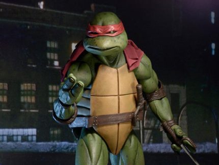 Teenage Mutant Ninja Turtles (1990 Movie) Raphael 1/4 Scale Figure - Subpar packaging box
