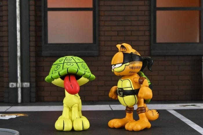 Teenage Mutant Ninja Turtles x Garfield Ultimate Garfello & Odie (Archie Comics) Action Figure Set (preorder Q2 2026)