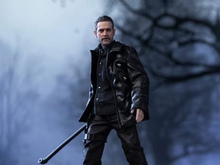 The Walking Dead: Dead City Exquisite Super Negan 1/12 Scale - Action Figure