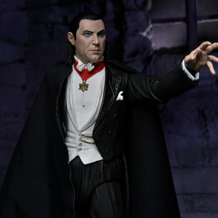 Universal Monsters – 7 Scale Action Figure - Ultimate Dracula - Transylvania