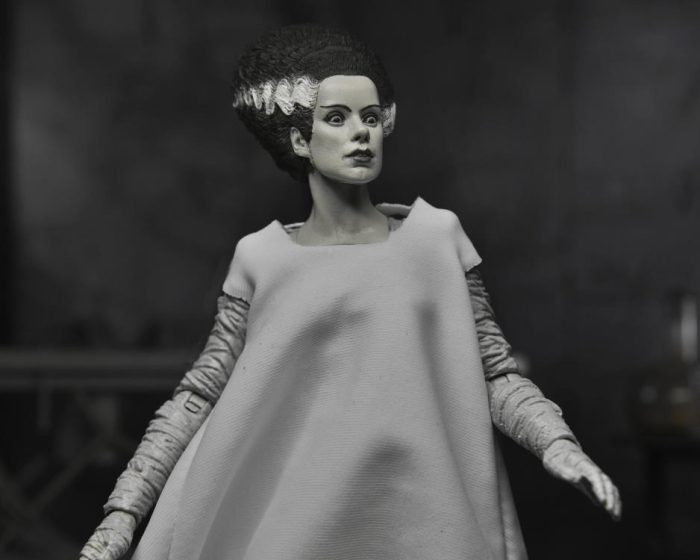 Universal Monsters Ultimate Bride of Frankenstein (Black & White)